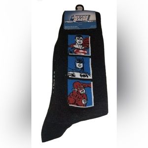 Justice League Crew Socks 1 Pair Men 6-12  Black w Superman Batman Flash DComics